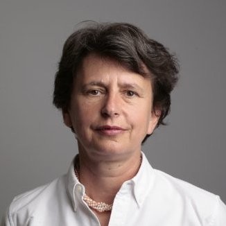 directrice éditoriale éditions agora